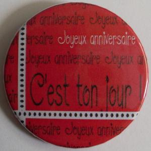 C'est ton jour (rouge-38mm)